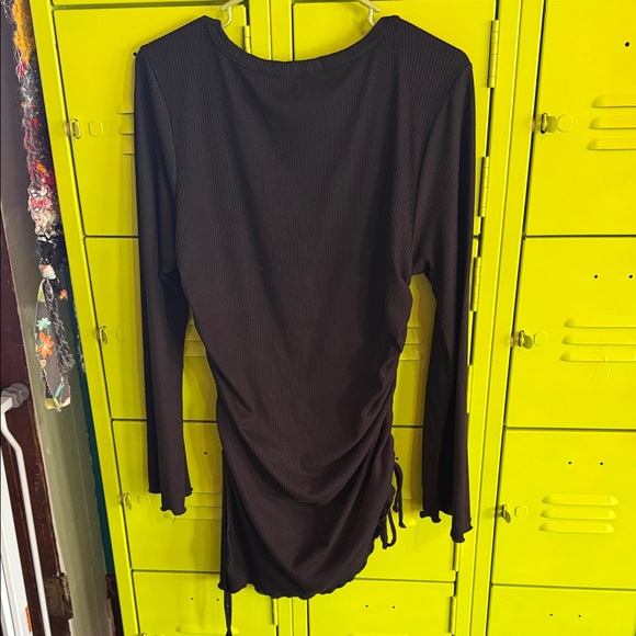 EARTHBOUND Black Ribbed Top - Picture 6 of 6